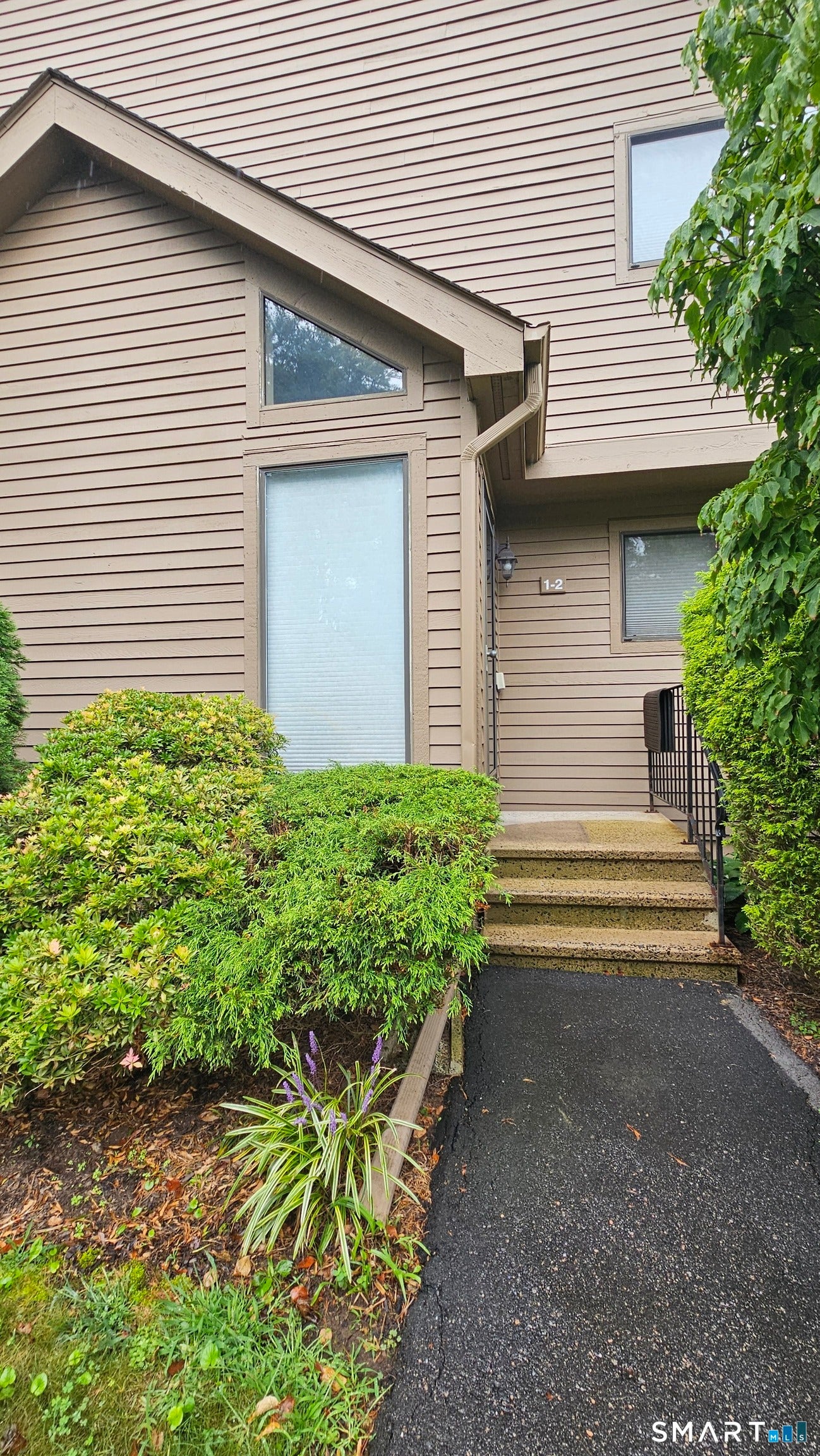 1 Canterbury Court 2