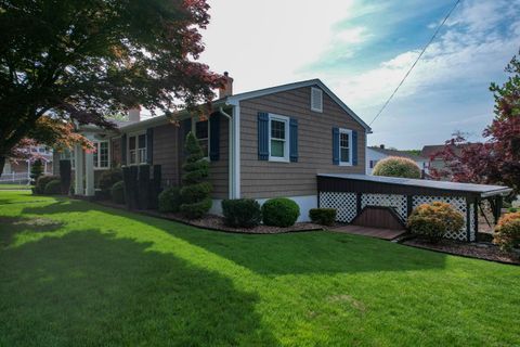 3 Aldorisio Street Watertown CT 06779