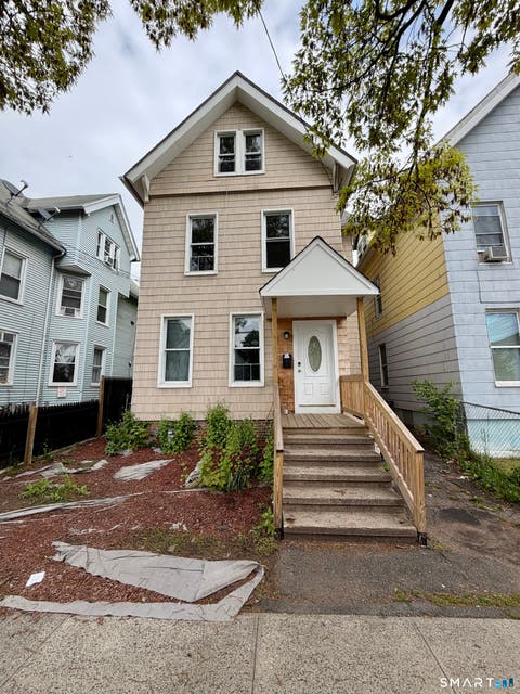 Photo of 139 Poplar Street, New Haven, CT 06513 (MLS # 24148061)