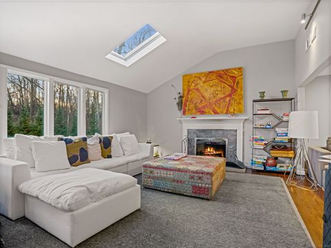 Tiny photo for 10 Tupelo Road, Westport, CT 06880 (MLS # 24143245)