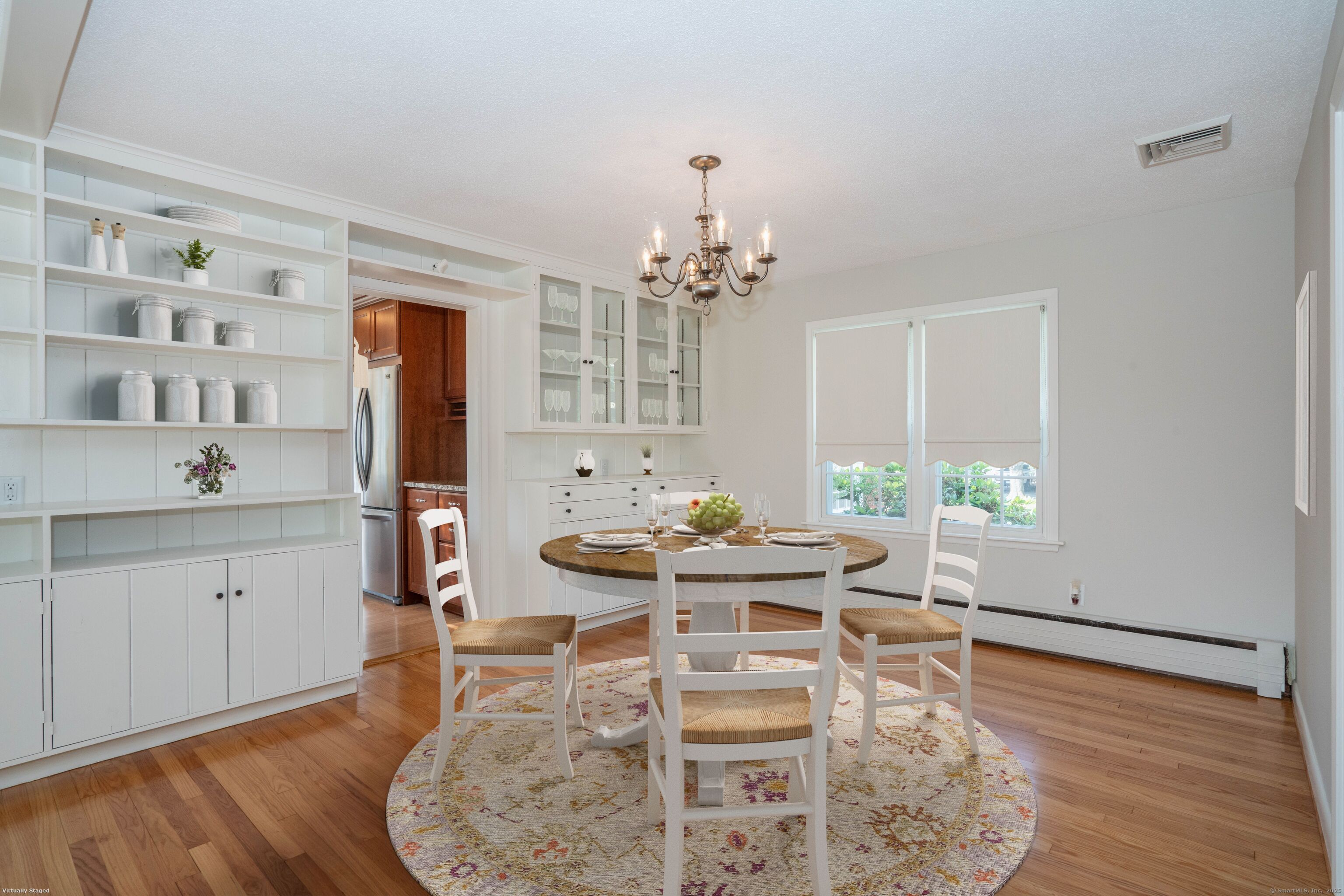4 Waterside Lane
