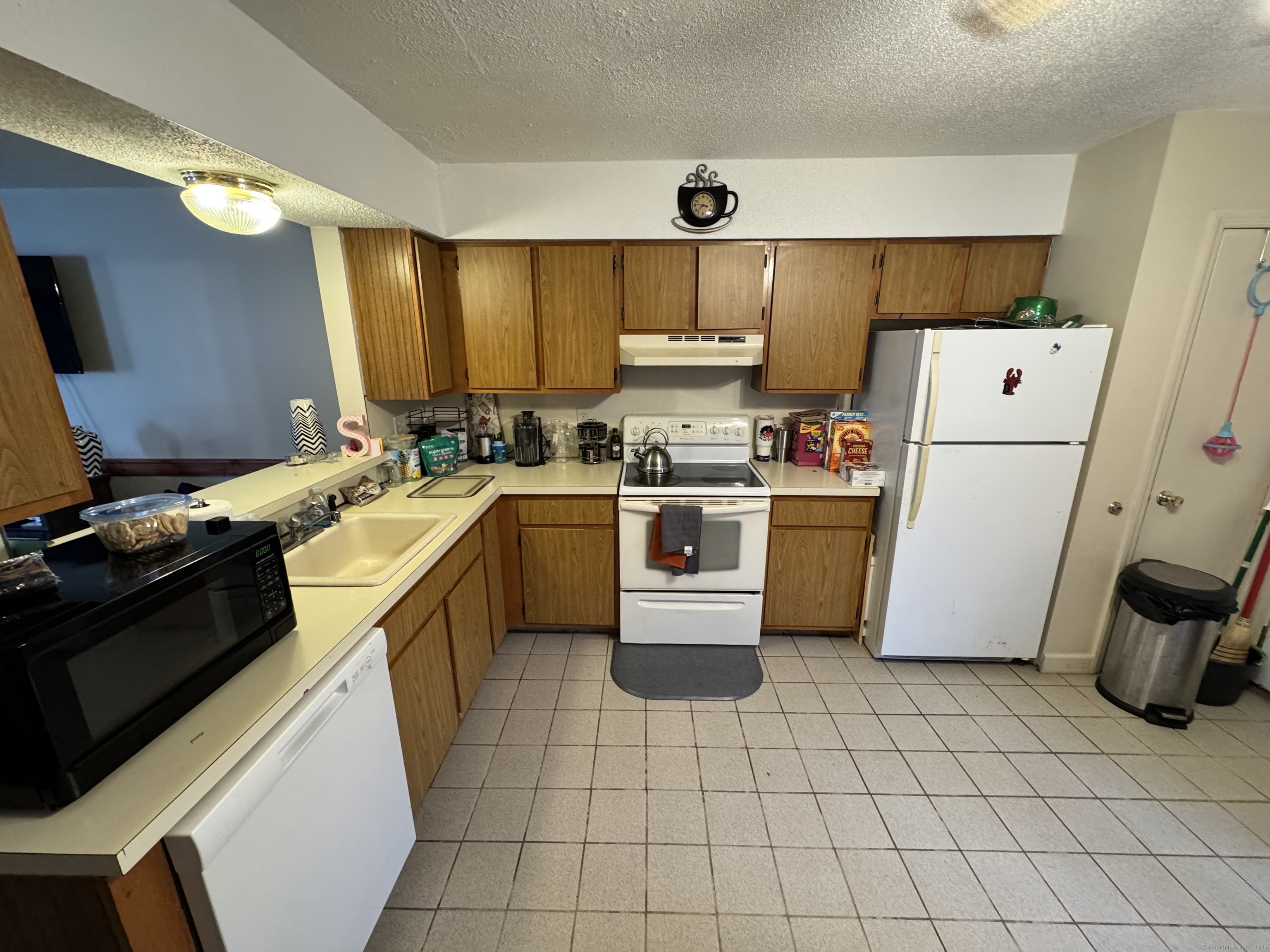975 Meriden Road #APT 109, Waterbury, Connecticut image 5