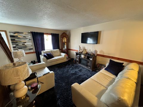 975 Meriden Road APT 109, Waterbury, CT 06705 - MLS#: 24074565