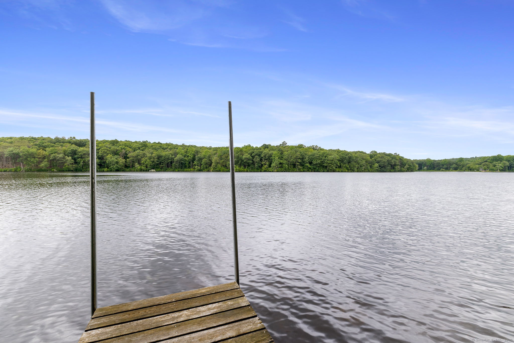 145 Lakeview Drive