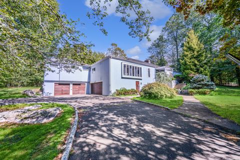 480 Riders Lane Fairfield CT 06824