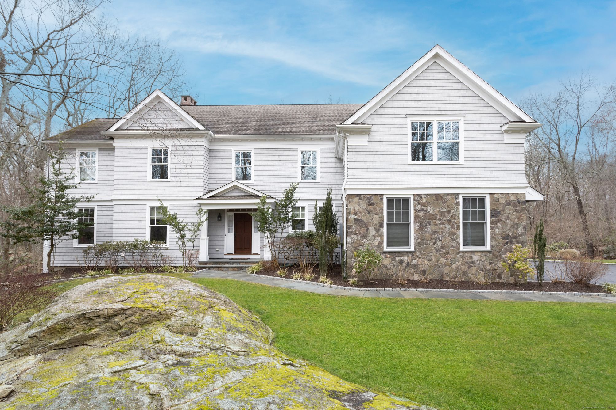 Property for Sale at 6 Woods End Lane, Weston, Connecticut - Bedrooms: 4 
Bathrooms: 3.5 
Rooms: 10  - $1,689,900
