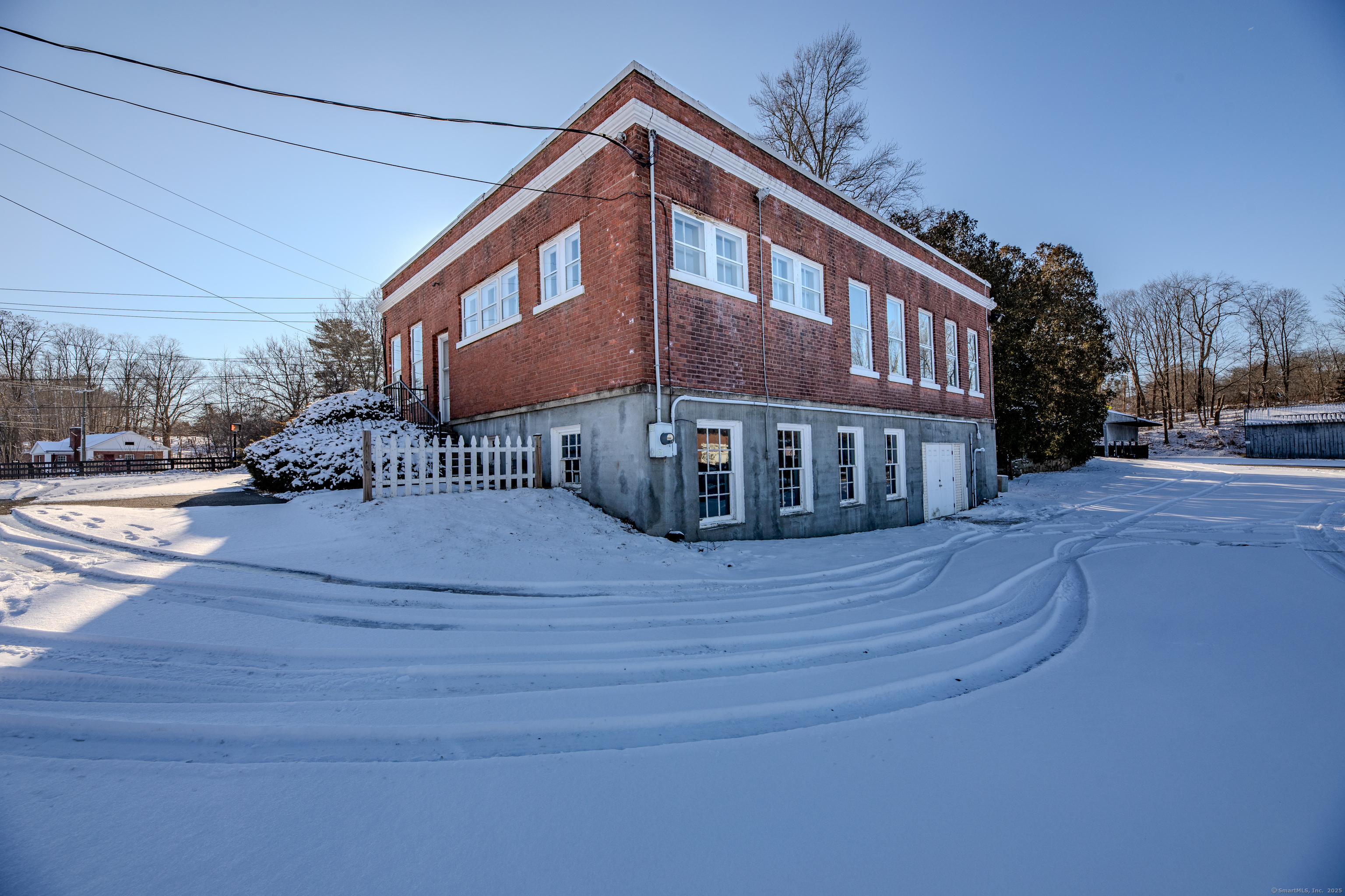 300 Saybrook Road