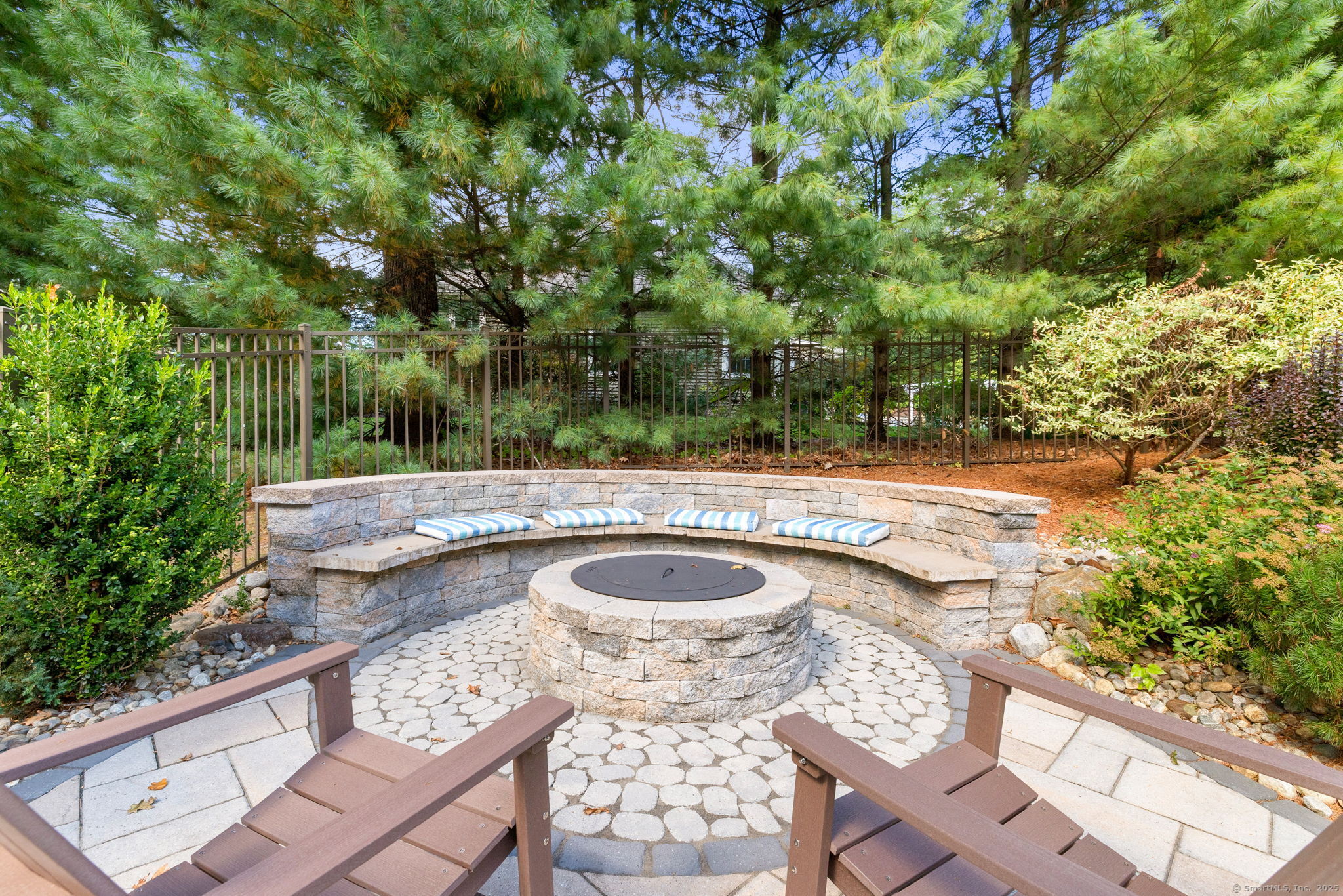 2 Monticello Circle