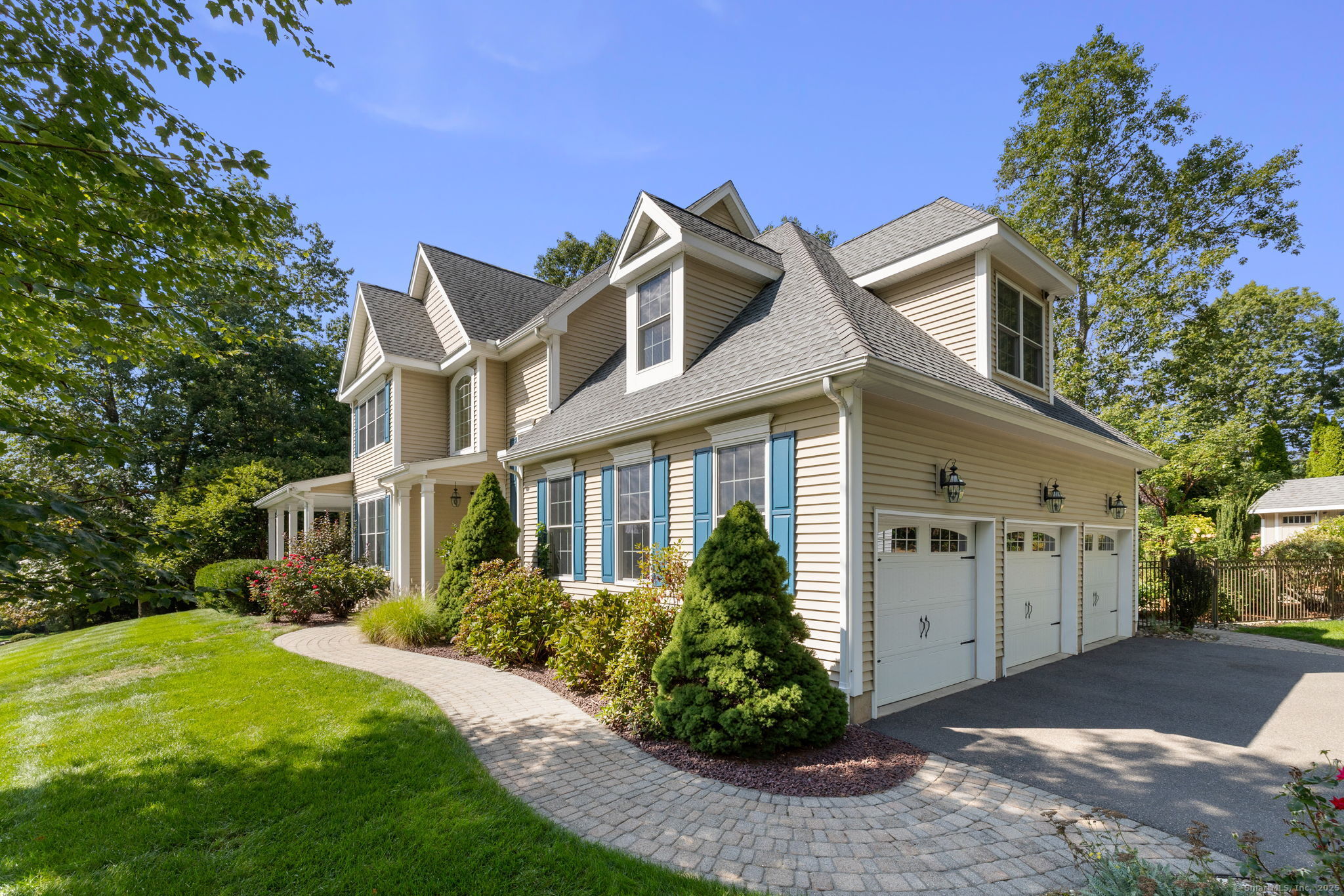 2 Monticello Circle