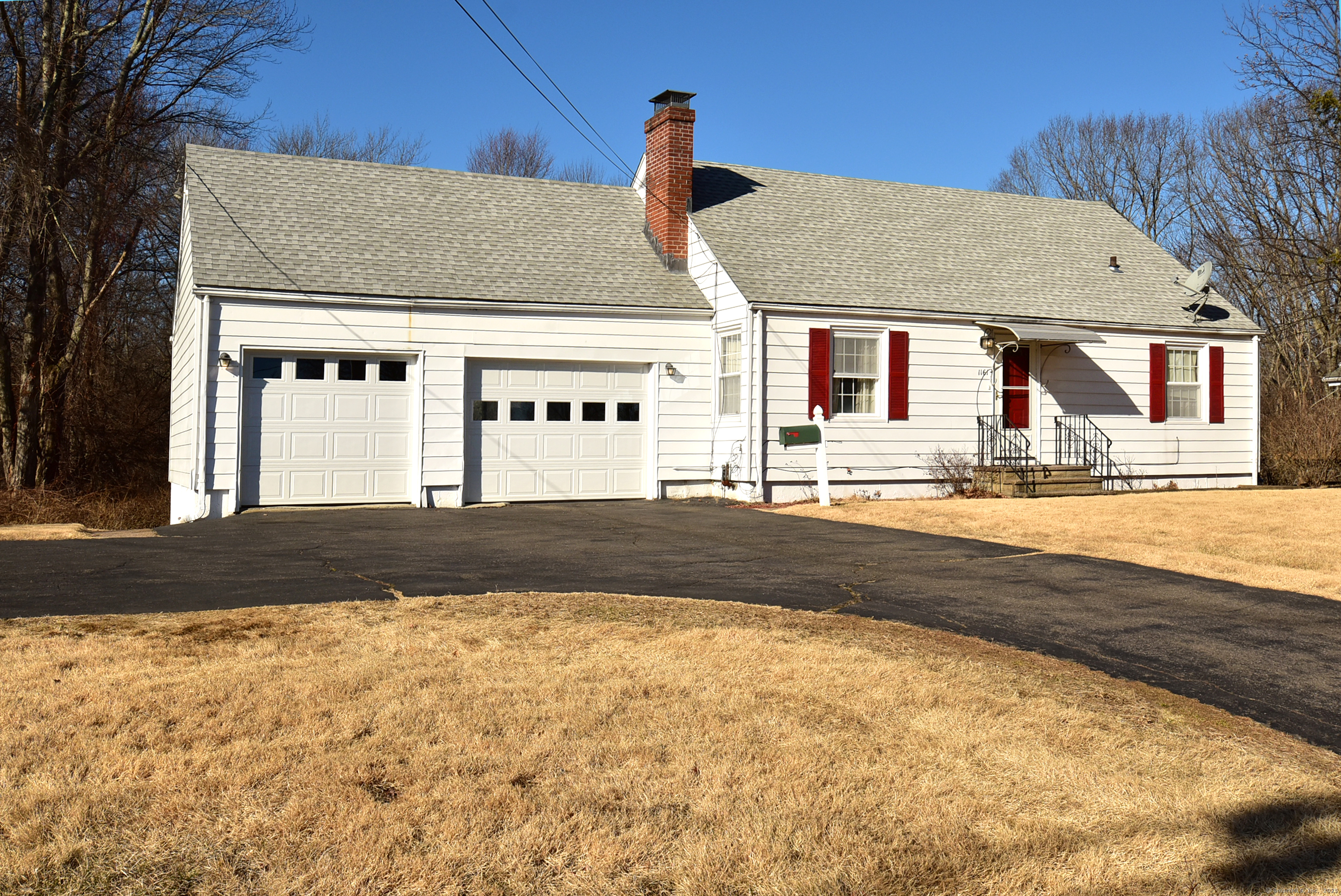 1161 N Grand Street, Suffield, Connecticut image 1