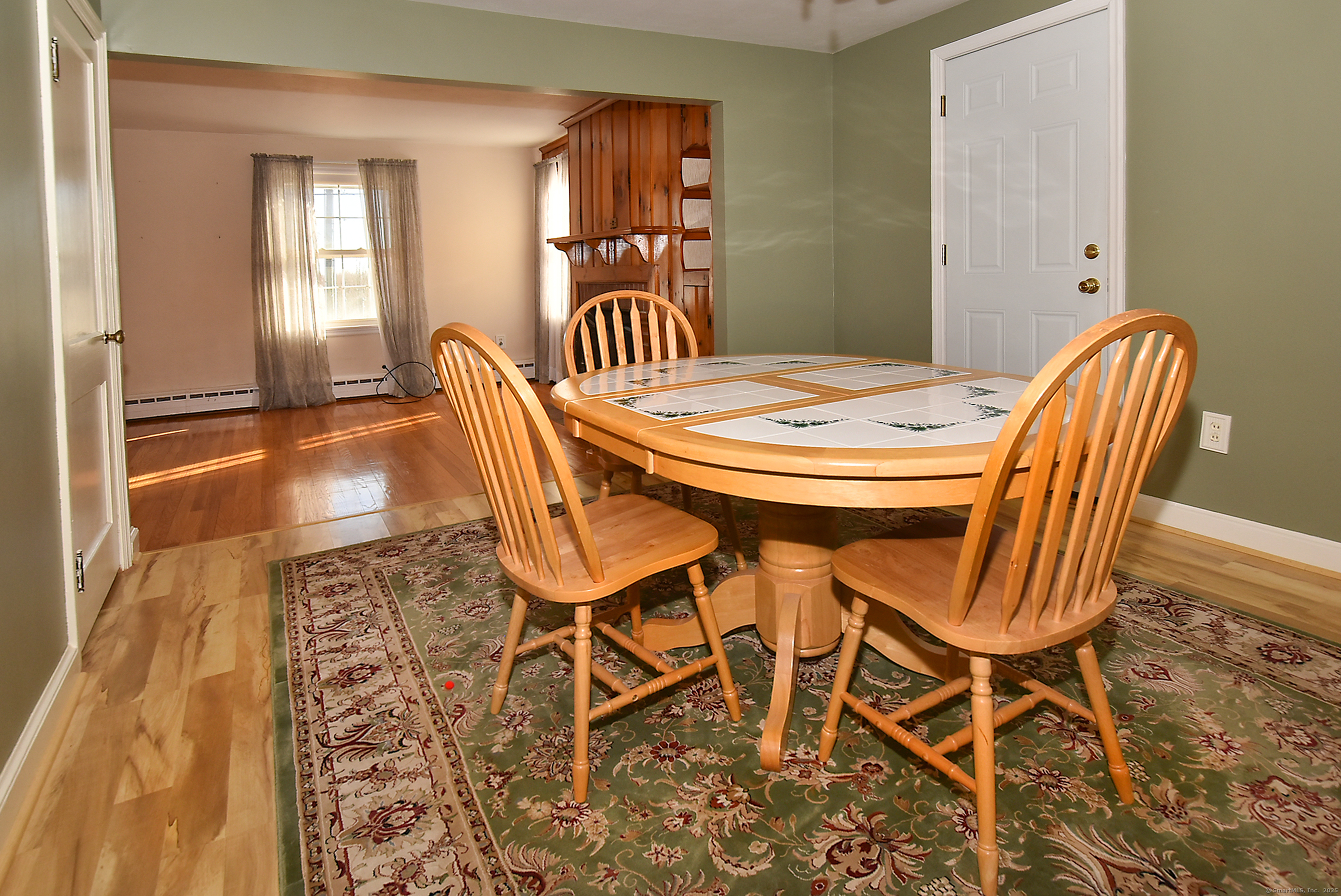 1161 N Grand Street, Suffield, Connecticut image 8