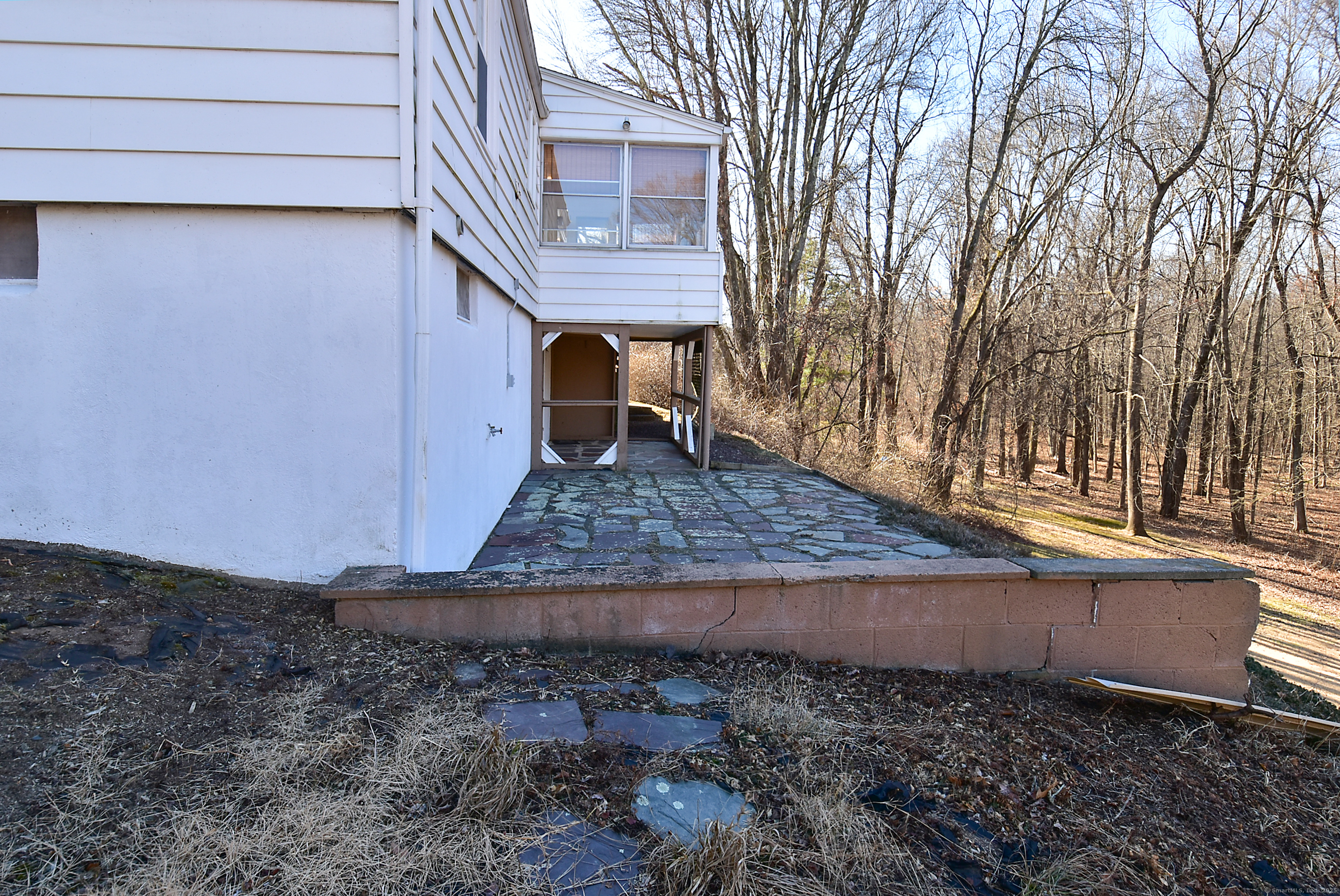 1161 N Grand Street, Suffield, Connecticut image 26