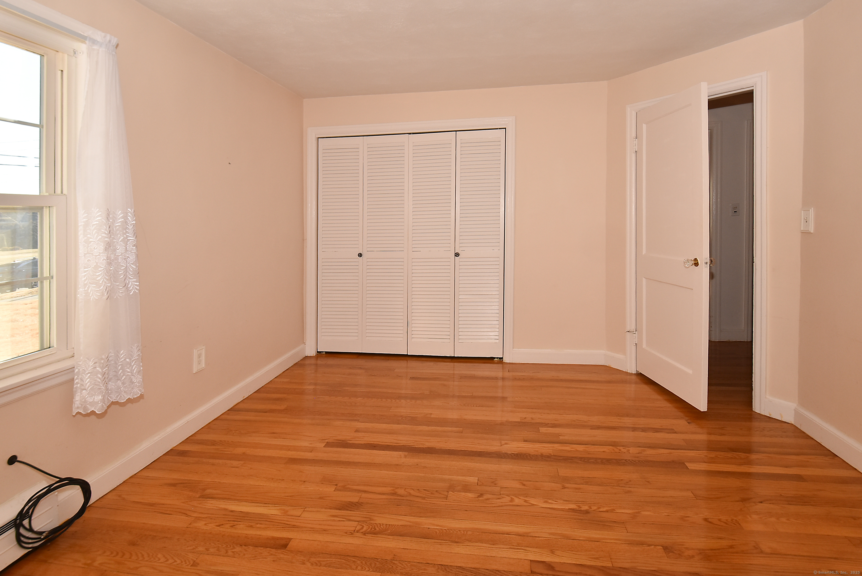 1161 N Grand Street, Suffield, Connecticut image 17