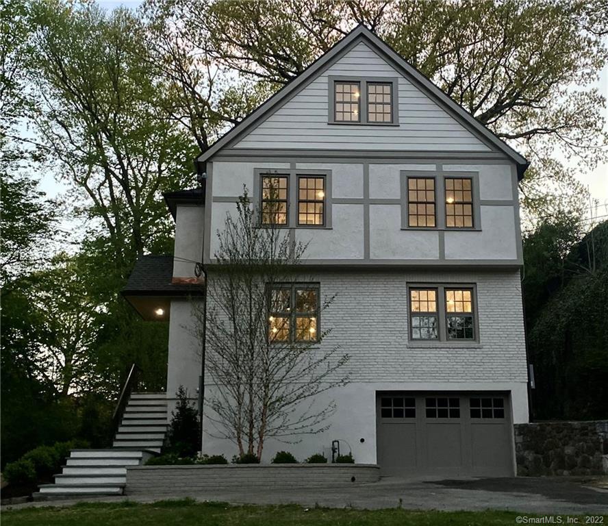 26 Laddins Rock Road