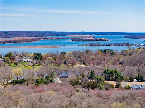 20 Navy Lane Essex CT 06426
