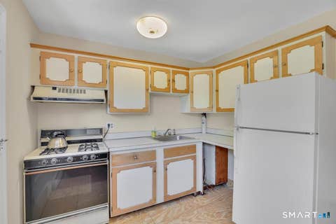 Tiny photo for 25 Riverside Drive #E8, Clinton, CT 06413 (MLS # 24200658)