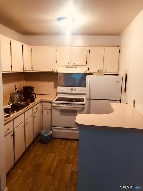 Tiny photo for 25 Donna Drive #B5, New Haven, CT 06513 (MLS # 24151621)