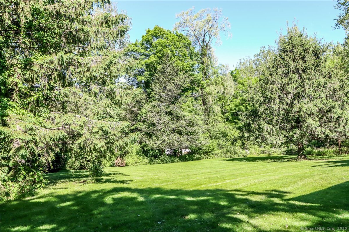 8 Prospect Court, Brookfield, Connecticut image 6