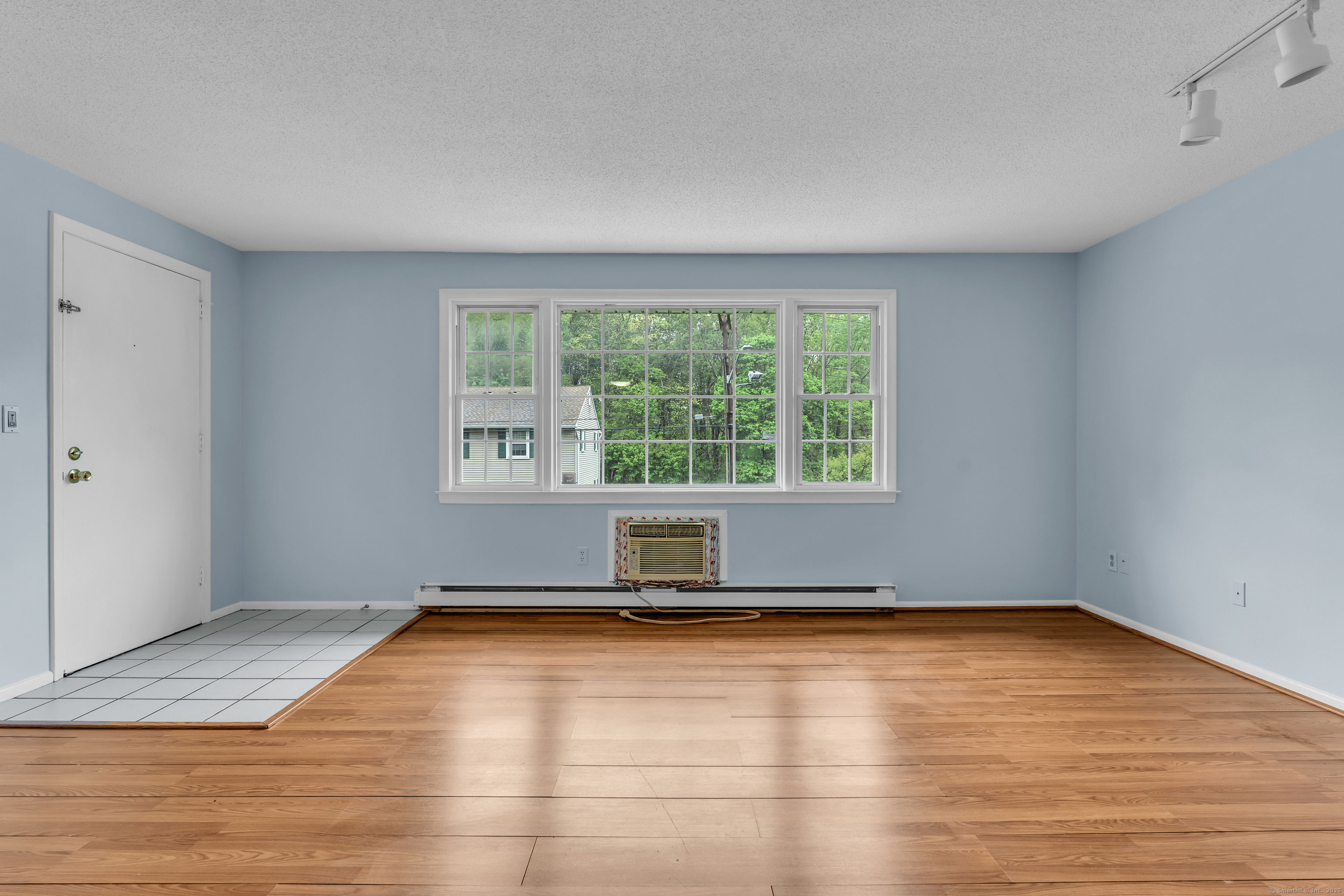 1789 Foxon Road #APT 7B, North Branford, Connecticut image 4
