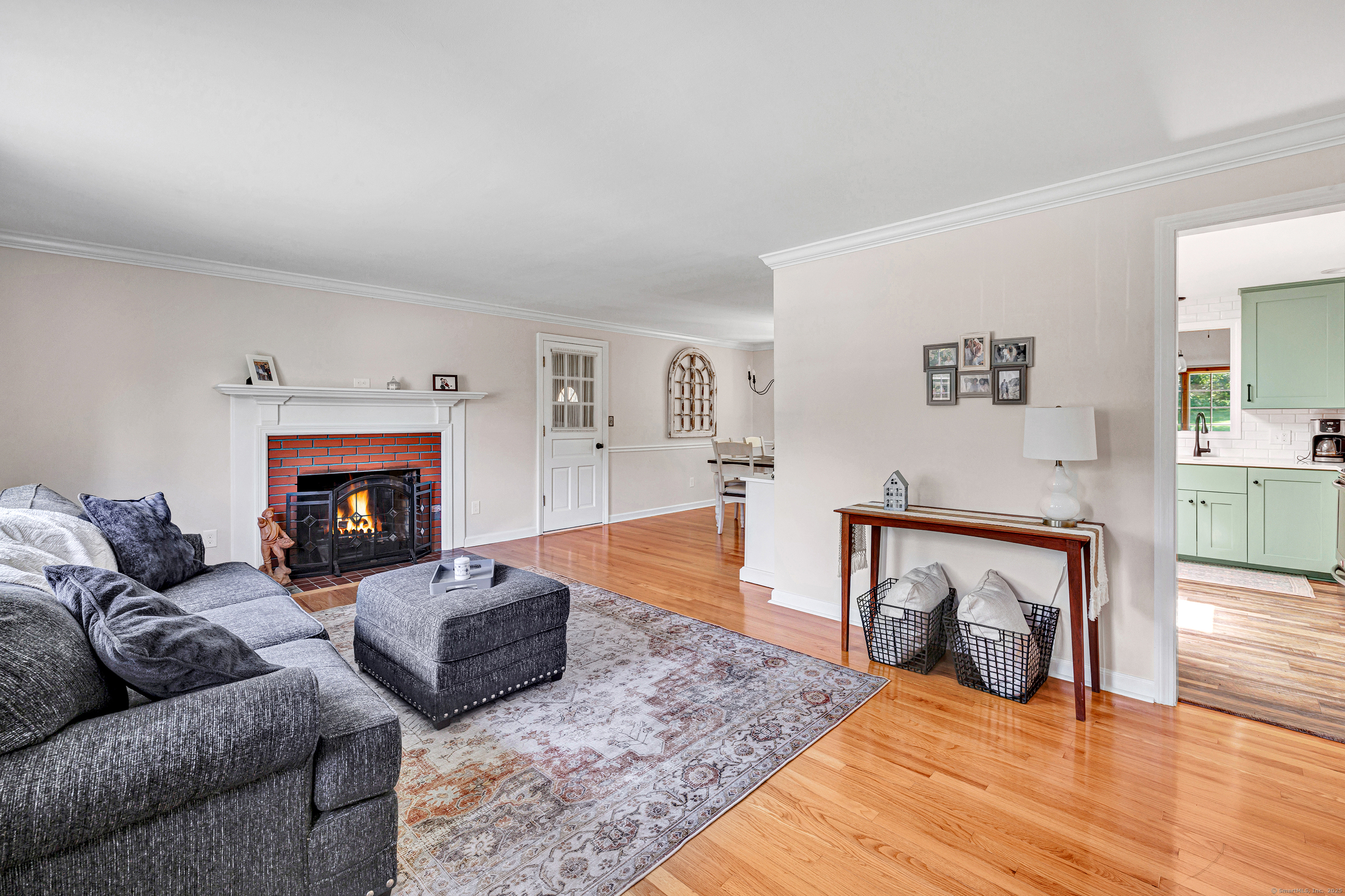 48 Longmeadow Road