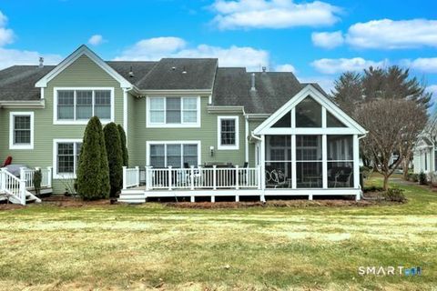 Tiny photo for 11 Priorwood Gardens #11, Cromwell, CT 06416 (MLS # 24163278)