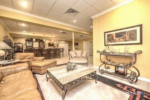 Tiny photo for 11 Priorwood Gardens #11, Cromwell, CT 06416 (MLS # 24163278)