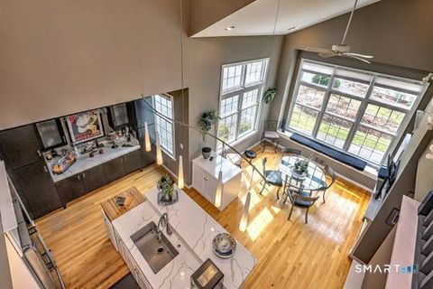 Tiny photo for 11 Priorwood Gardens #11, Cromwell, CT 06416 (MLS # 24163278)