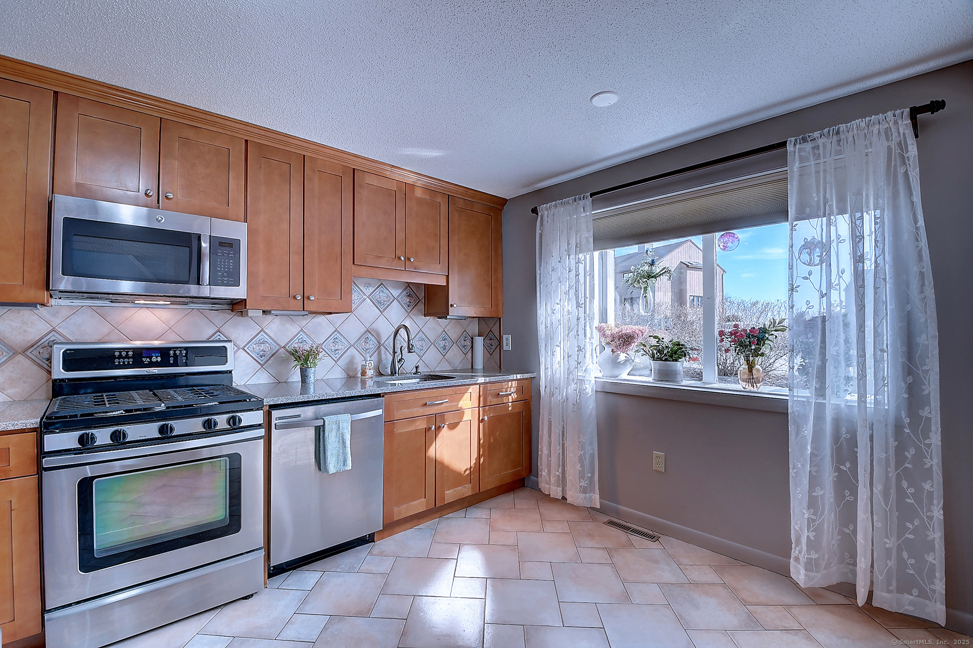 206 Skyview Drive #206, Cromwell, Connecticut image 4