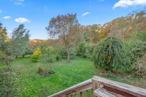 Tiny photo for 115 Porter Avenue, Middlebury, CT 06762 (MLS # 24134353)
