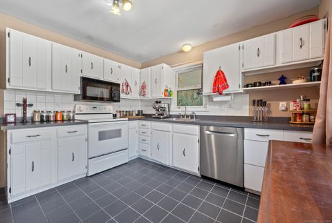 Tiny photo for 115 Porter Avenue, Middlebury, CT 06762 (MLS # 24134353)