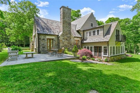 A home in New Canaan