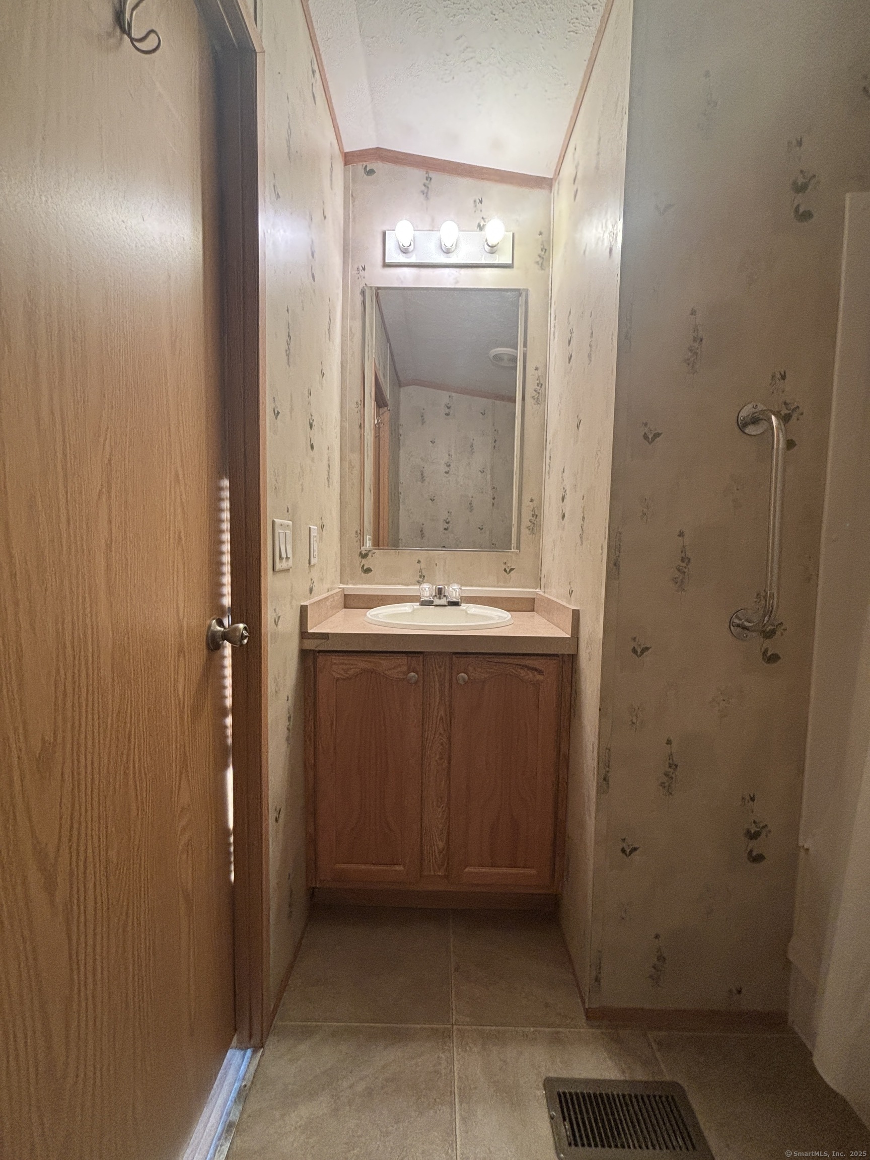 19 Leetes Island Road #TRLR 25, Branford, Connecticut image 15