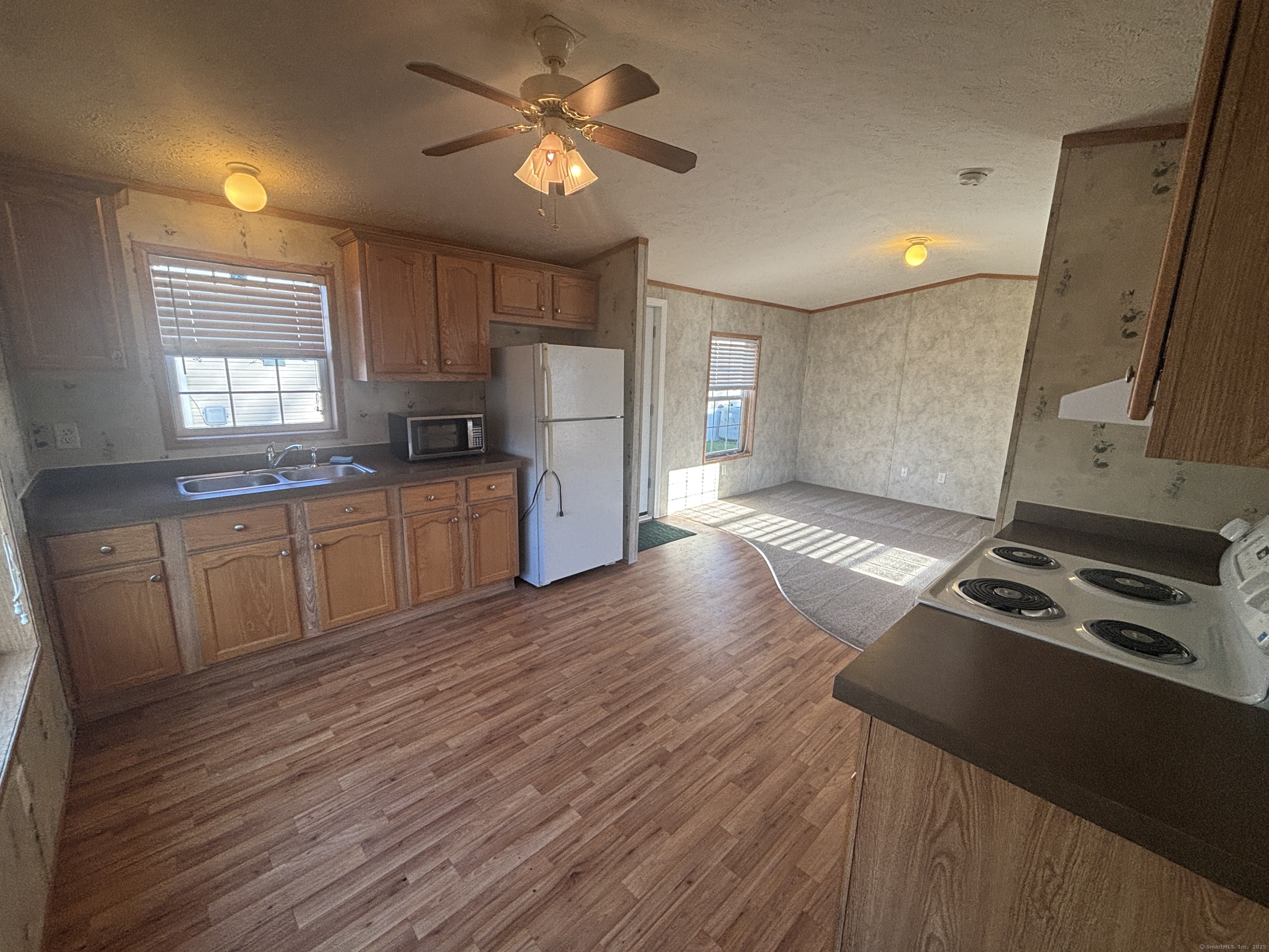 19 Leetes Island Road #TRLR 25, Branford, Connecticut image 4