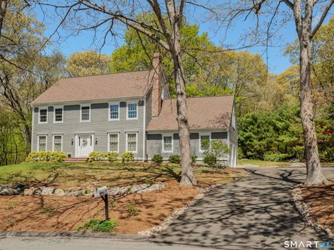 Photo of 4 Swanswood Lane, Old Lyme, CT 06371 (MLS # 24172031)