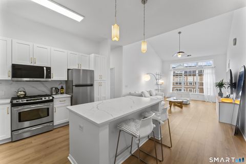 Photo of 850 E Main Street #524, Stamford, CT 06902 (MLS # 24165568)