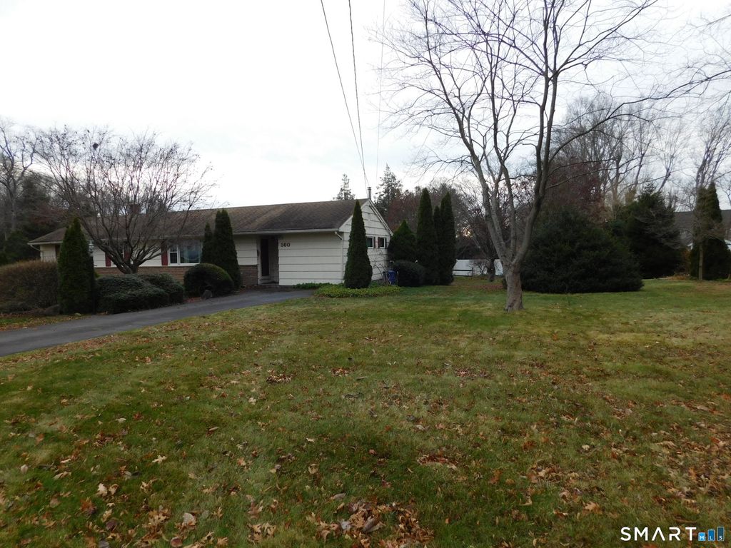 Photo of 360 Narrow Lane, Orange, CT 06477 (MLS # 24144299)