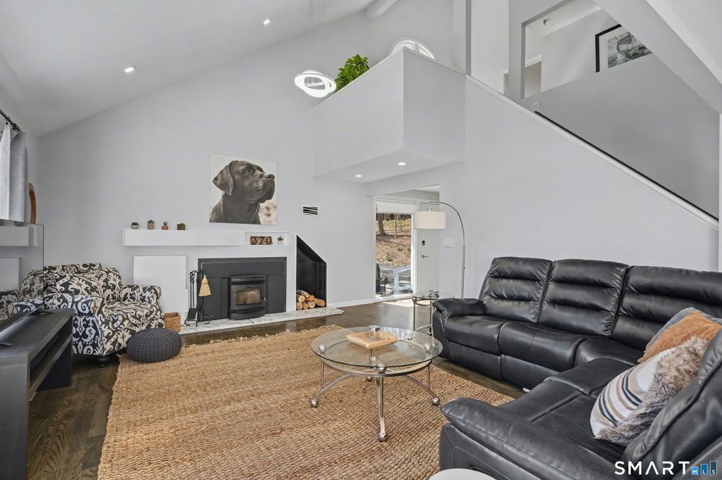 Photo of 370 Amity Road, Bethany, CT 06524 (MLS # 24166644)