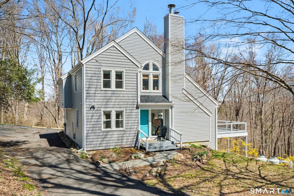 Photo of 370 Amity Road, Bethany, CT 06524 (MLS # 24166644)