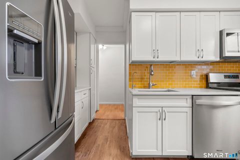 Tiny photo for 444 Bedford Street #APT 3R, Stamford, CT 06901 (MLS # 24150232)