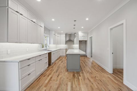 Tiny photo for 6 Vista Street, Danbury, CT 06811 (MLS # 24137426)