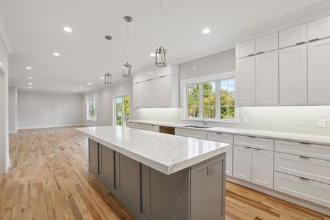 Tiny photo for 6 Vista Street, Danbury, CT 06811 (MLS # 24137426)