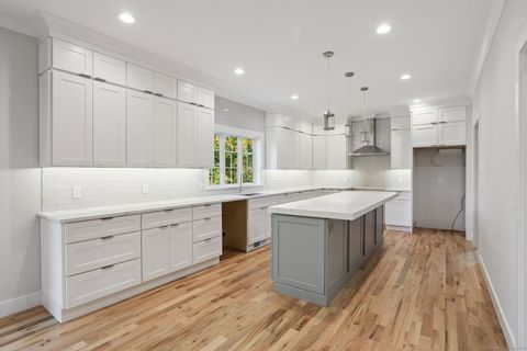 Tiny photo for 6 Vista Street, Danbury, CT 06811 (MLS # 24137426)