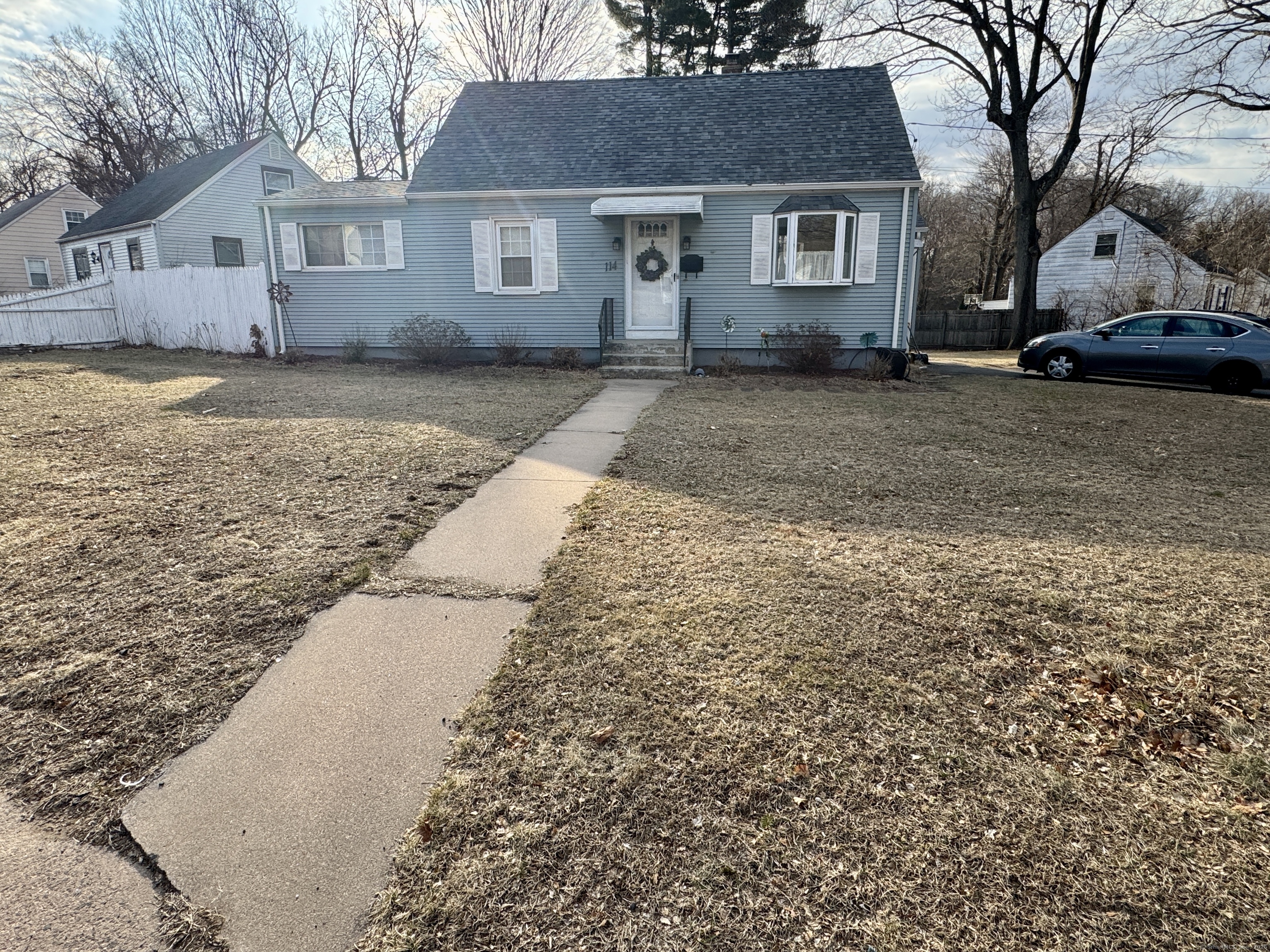 114 Middle Turnpike, Manchester, Connecticut image 1