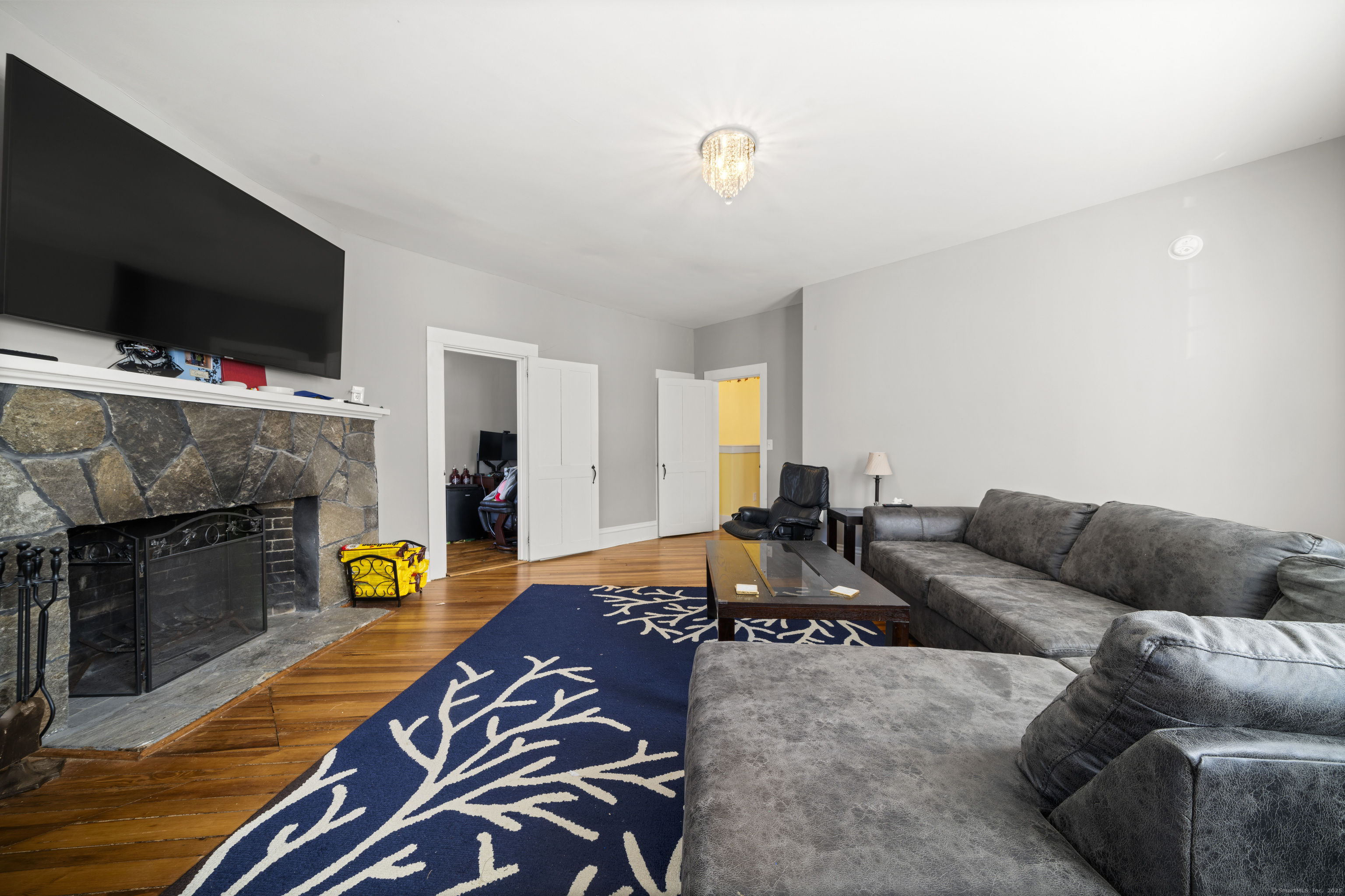 120 Huntington Street, Shelton, Connecticut image 4