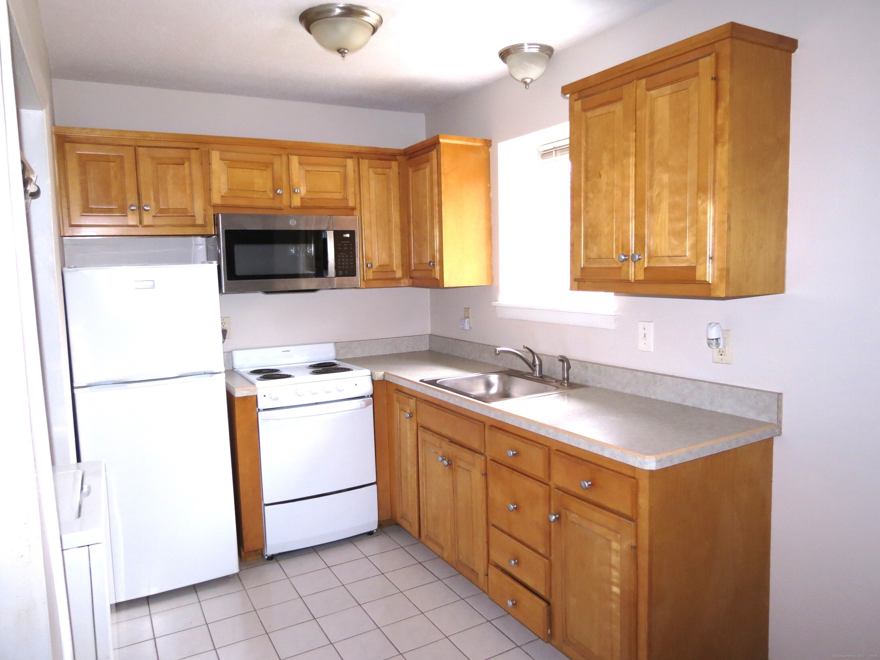 492 East Street #APT 13, Plainville, Connecticut image 6