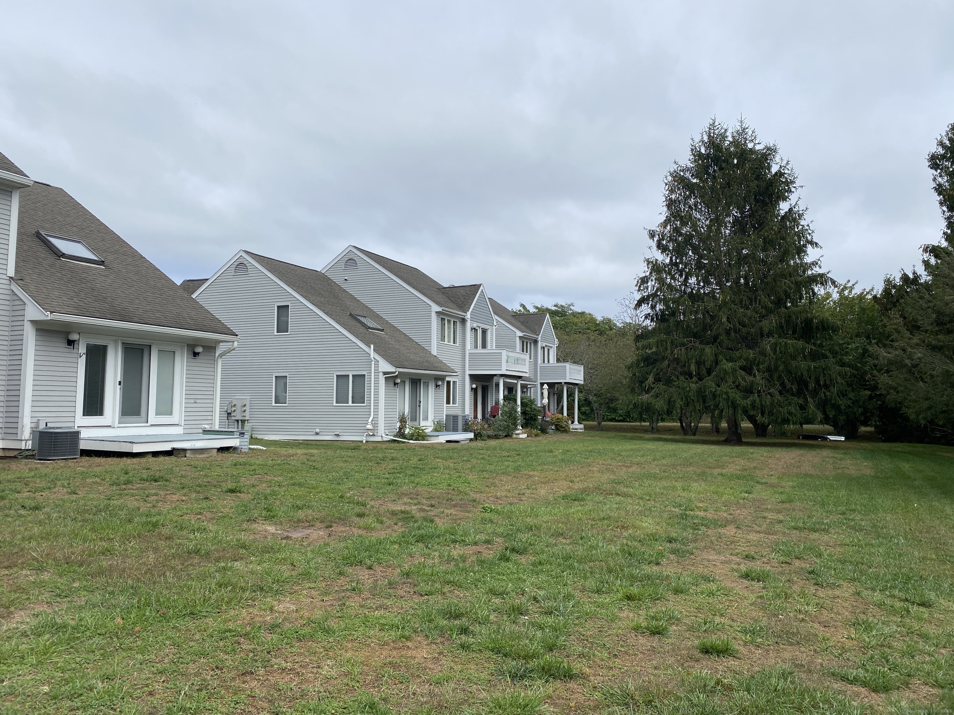 59 Old Post Road APT AR1