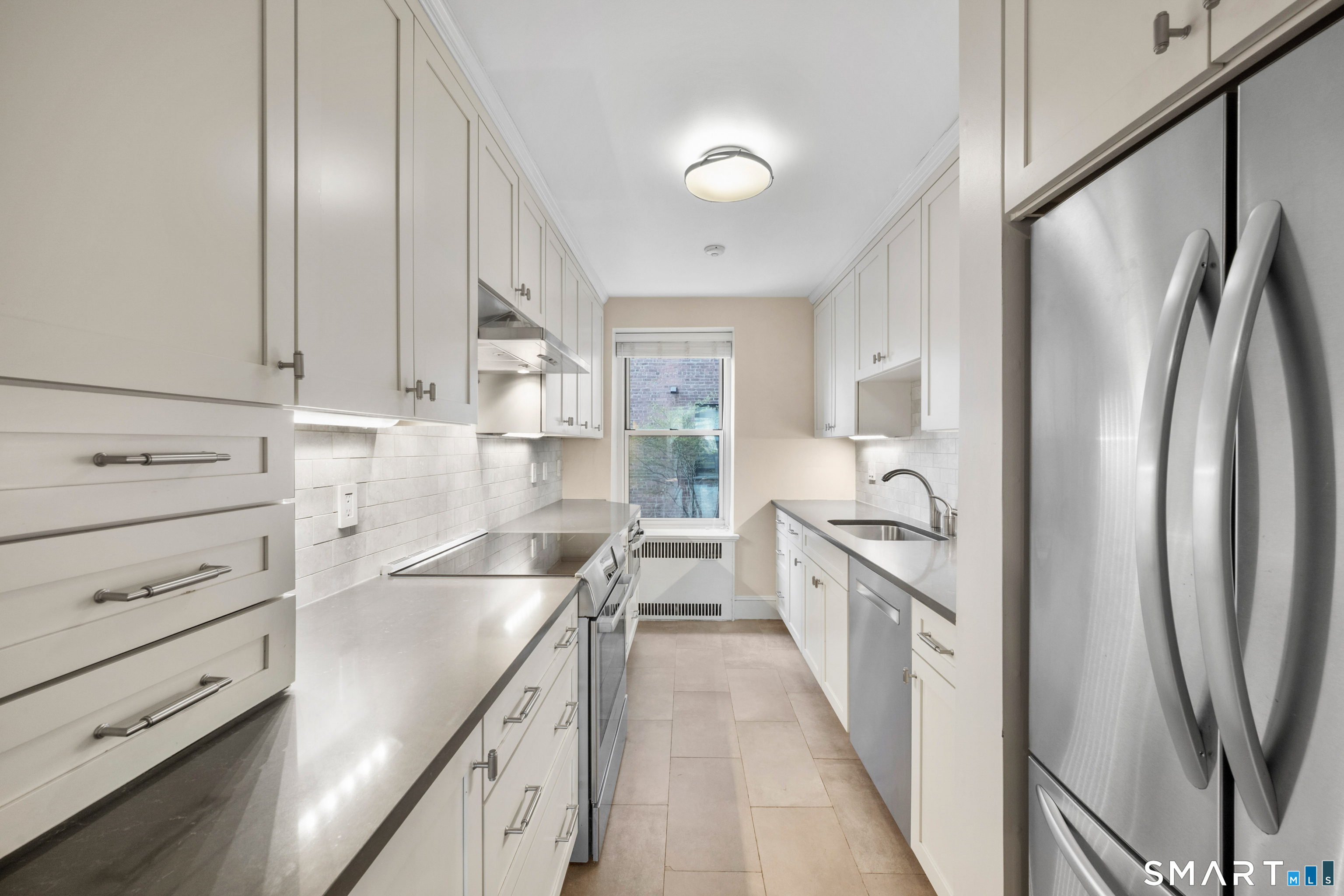 25 West Elm Street 10