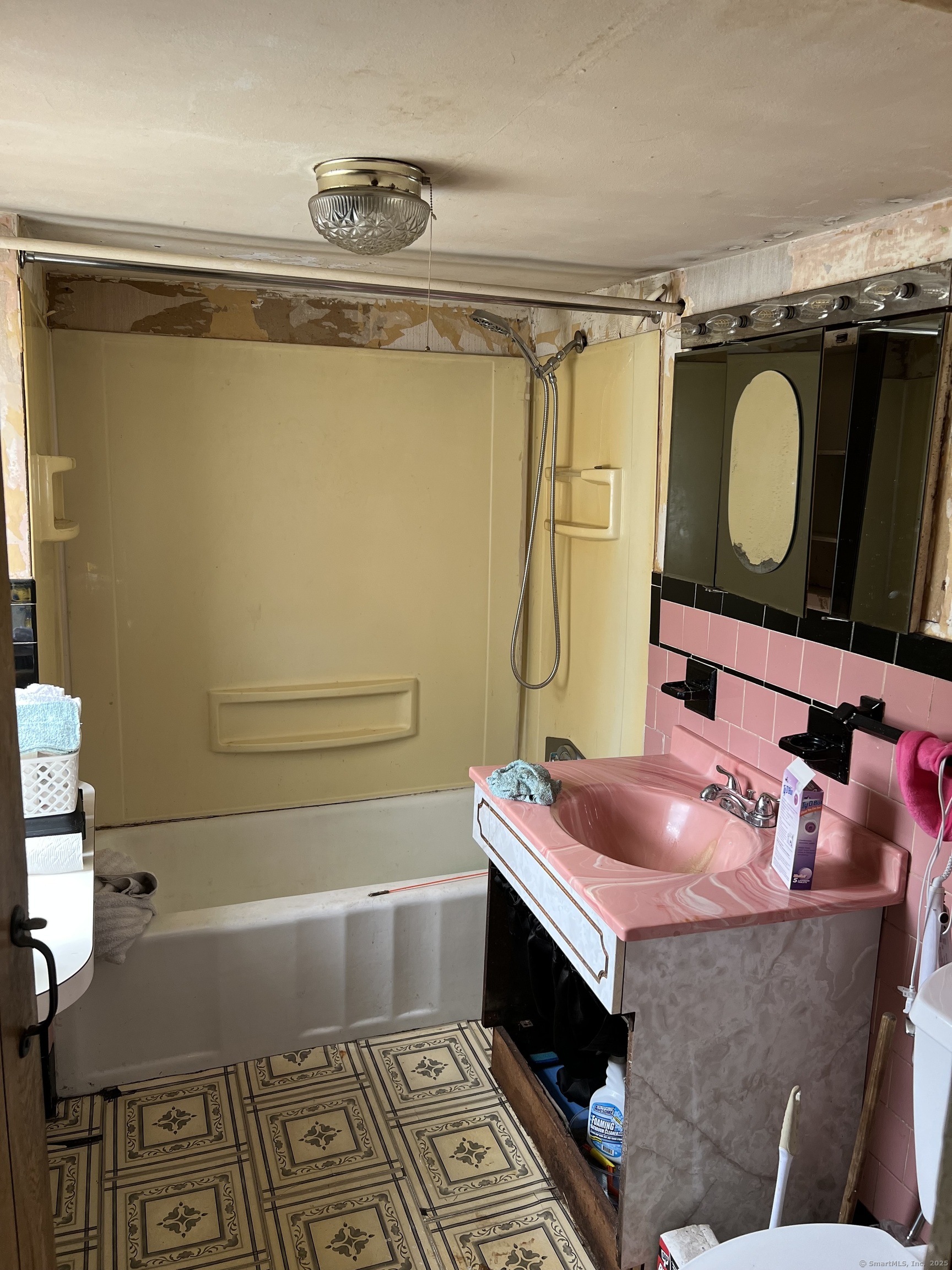 1100 Plainfield Pike, Sterling, Connecticut image 16