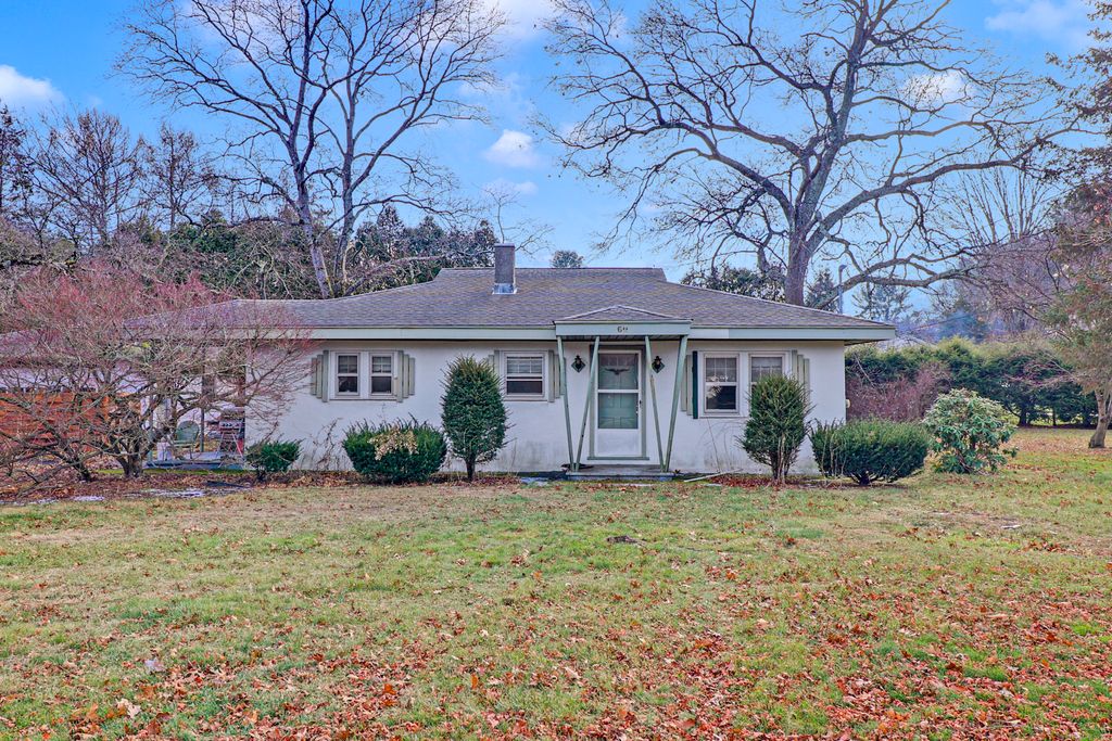 Photo of 60 Frost Street, Southington, CT 06489 (MLS # 24139163)