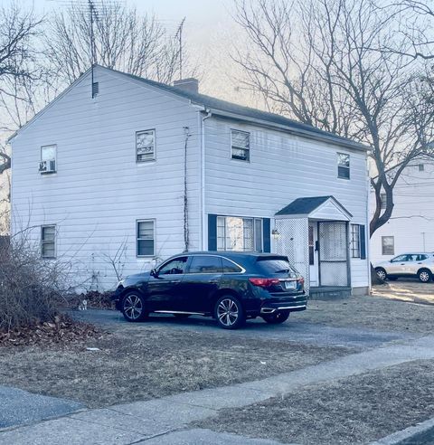 325 McKinley Avenue, Stratford, CT 06615 - #: 24080018